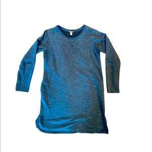 🎶 Women's Crewneck tunic sweatshirt - Size Small🎶 -